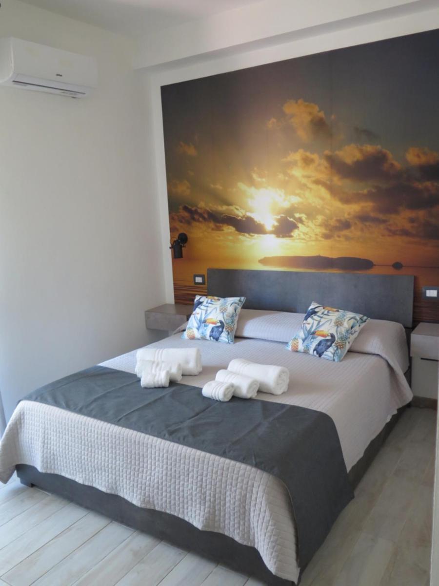 Appartamento Estrella A Due Passi Dalla Spiaggia 阿尔盖罗 外观 照片